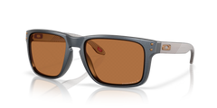 Holbrook™ XL Forge Collection