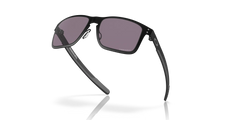 Holbrook™ Metal