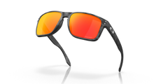 Holbrook™ XL