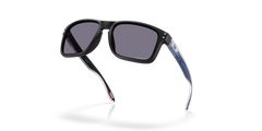 Holbrook™ Fathom Collection
