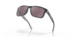 Holbrook™ Steel Collection